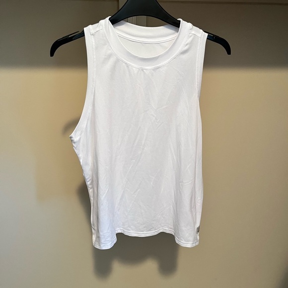 Vuori White Energy Muscle Tee - Picture 4 of 6